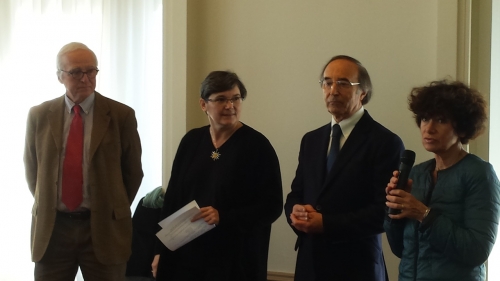 Gérard Frécon avec la Présidente Véronique Deltan et ses deux parrains